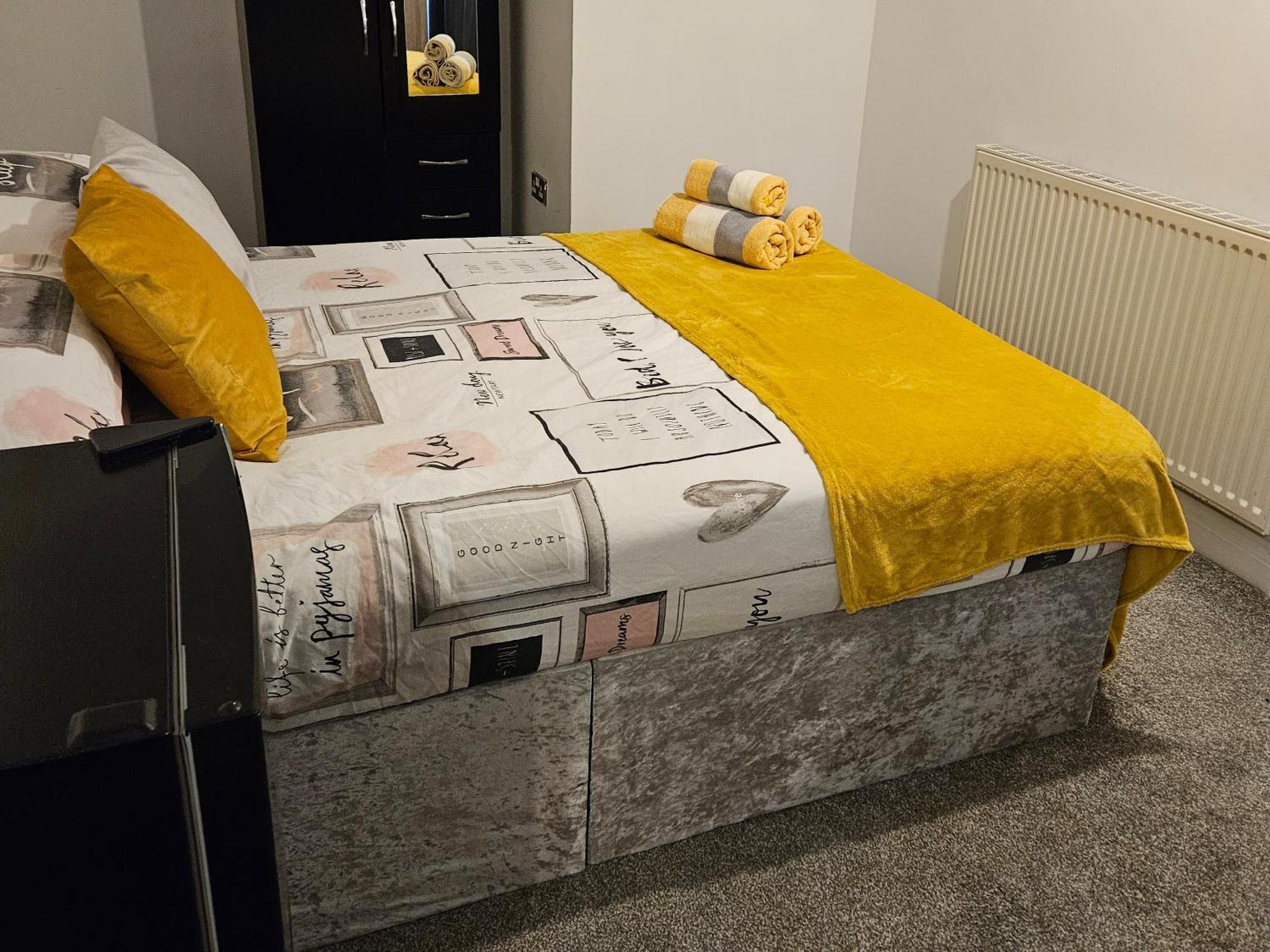 Deluxe Apartment Sleeps Up To 6 Leicester Exterior foto